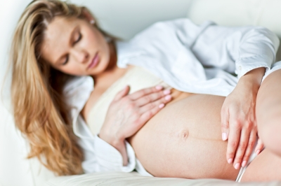 Cómo evitar la sudoración excesiva durante el embarazo