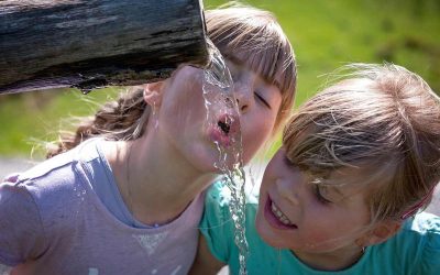 Programa Agua Limpia para los Niños celebra 10.000 millones de litros de líquido potable donados en el mundo