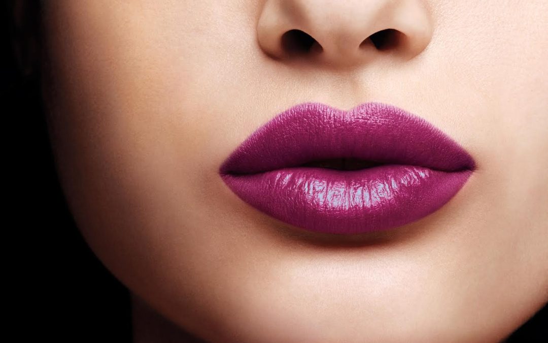 Revlon lanza nuevo gel Lipcolor que da color, textura y humectación en los labios