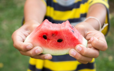 5 consejos para que los niños mañosos coman frutas y vegetales