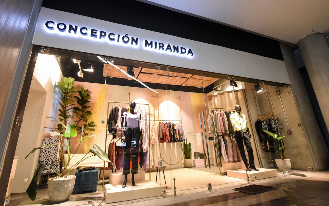 Diseñadores costarricenses abren tienda de ropa en Avenida Escazú