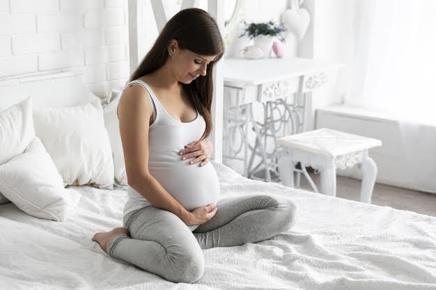 Embarazada, ¿Cuándo ir al hospital para iniciar el parto?