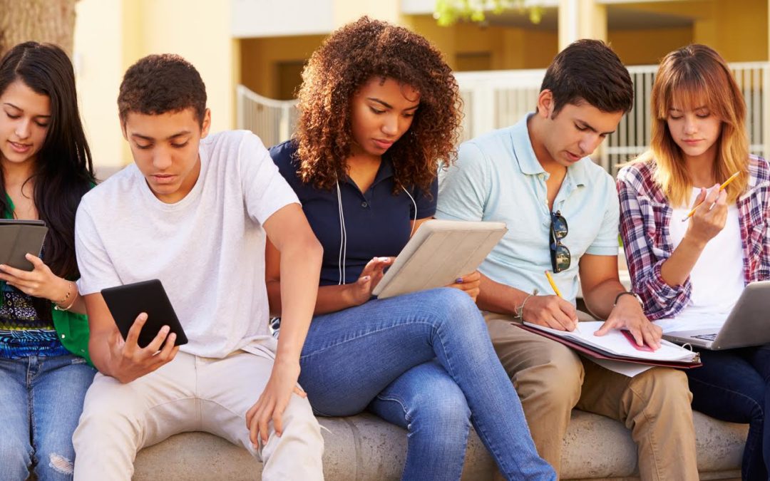 5 estafas comunes dirigidas a los adolescentes y cómo protegerse
