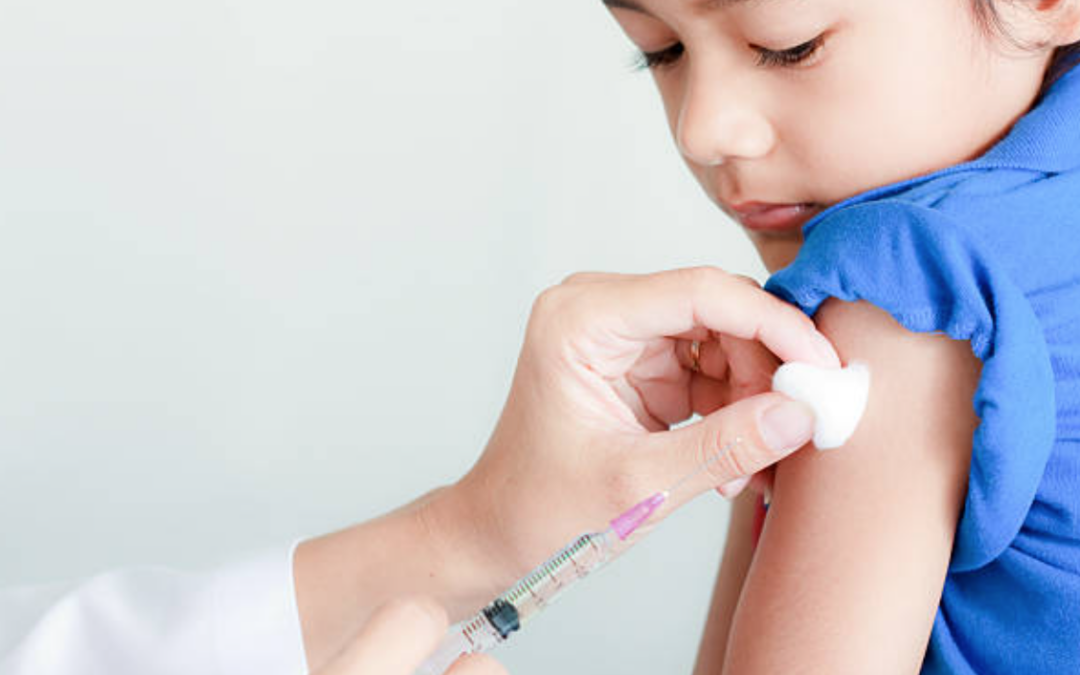 5 ventajas de vacunar a los niños durante sus primeros años de vida