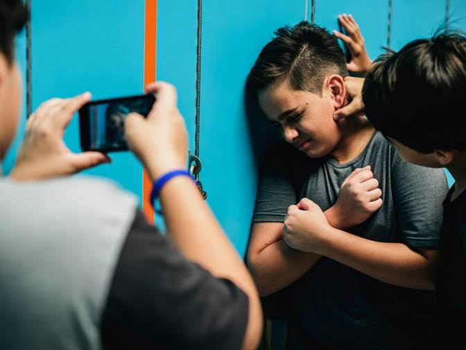 ¿Qué hacer si es testigo de Bullying y el Acoso Escolar?
