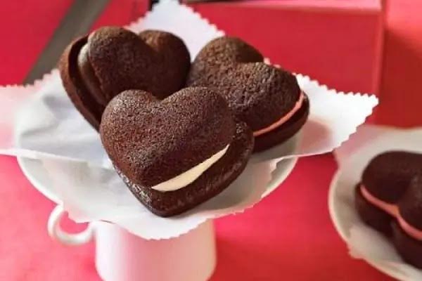 ¿Cómo armar una romántica sorpresa para San Valentín a base de galletas?