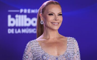 Moda contrastante y multicolor brilla en la alfombra azul de los Latin Billboard 2025