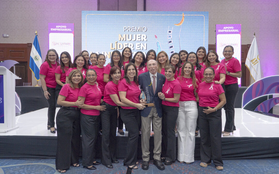 ¨Brillamos Juntas… el mundo necesita nuestra magia¨Mónica Saca